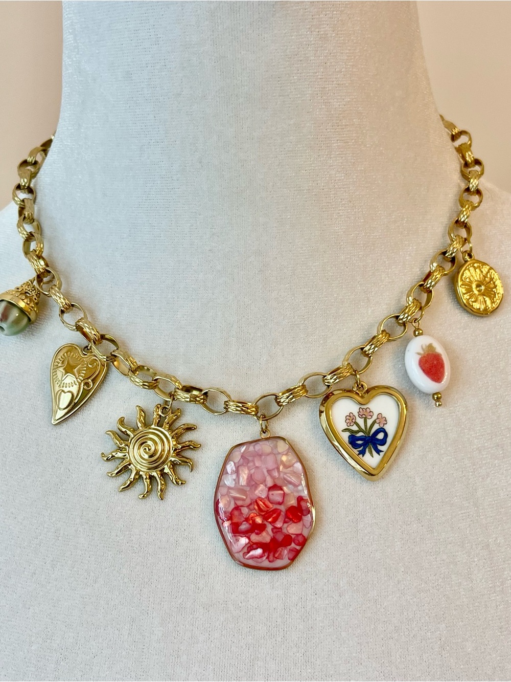 Gold Stainless Steel Charm Necklace with Pink Natural Shell Pendant